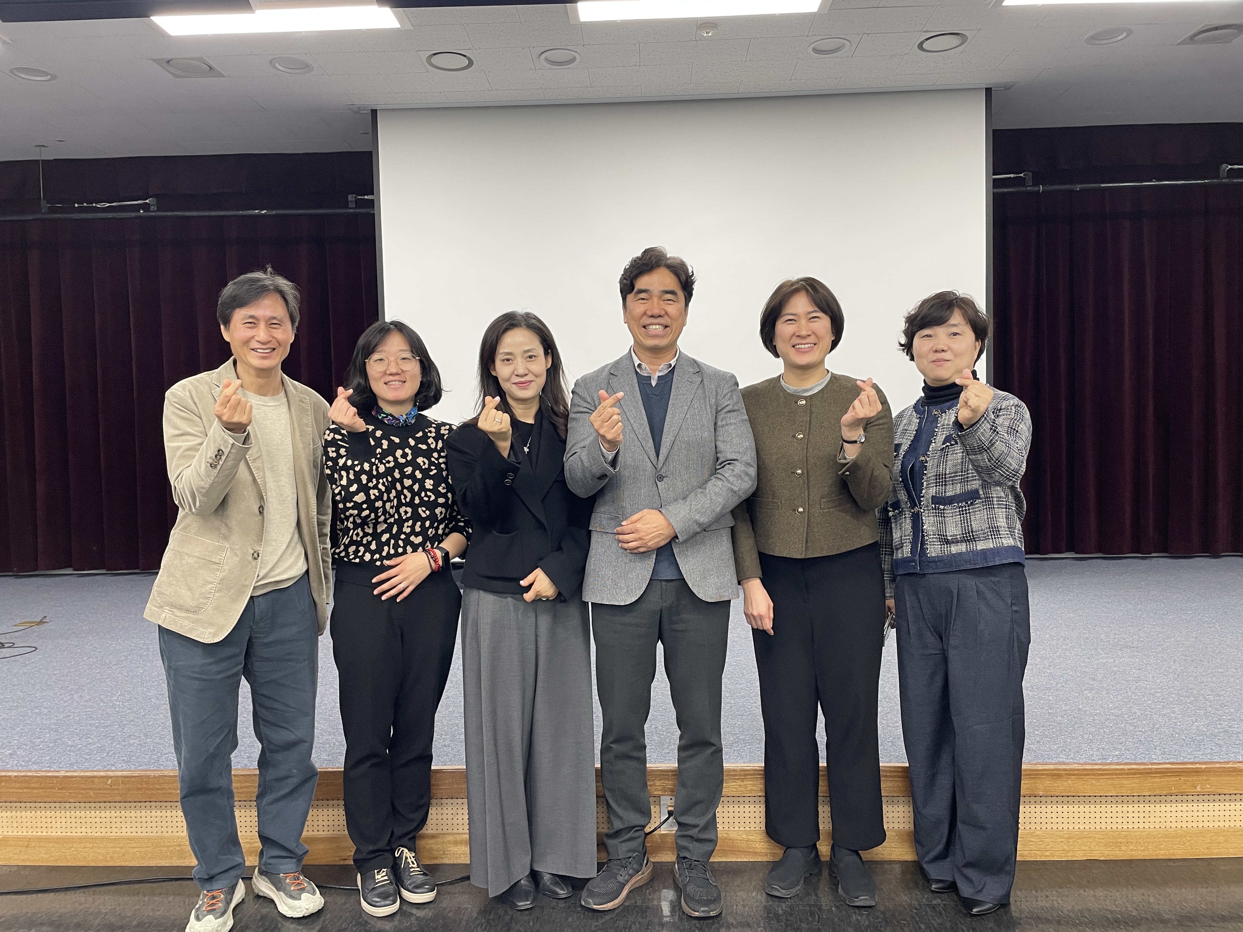 TF위원 및 회장님.jpg
